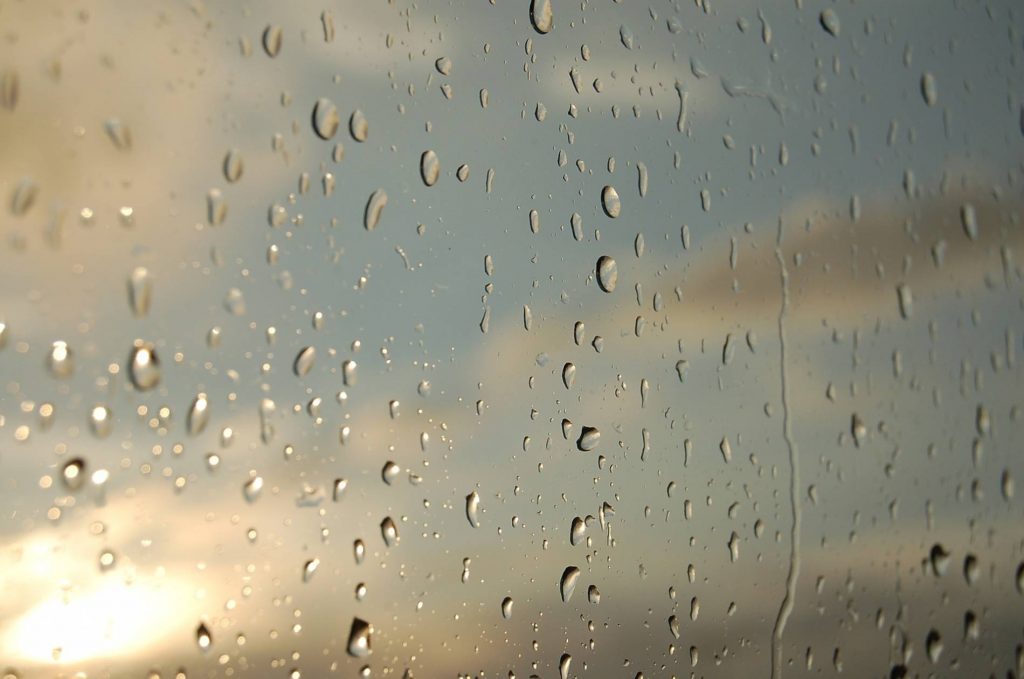 Frente fria diminui temperatura e acena com chuvas volumosas em Ipatinga a partir de hoje