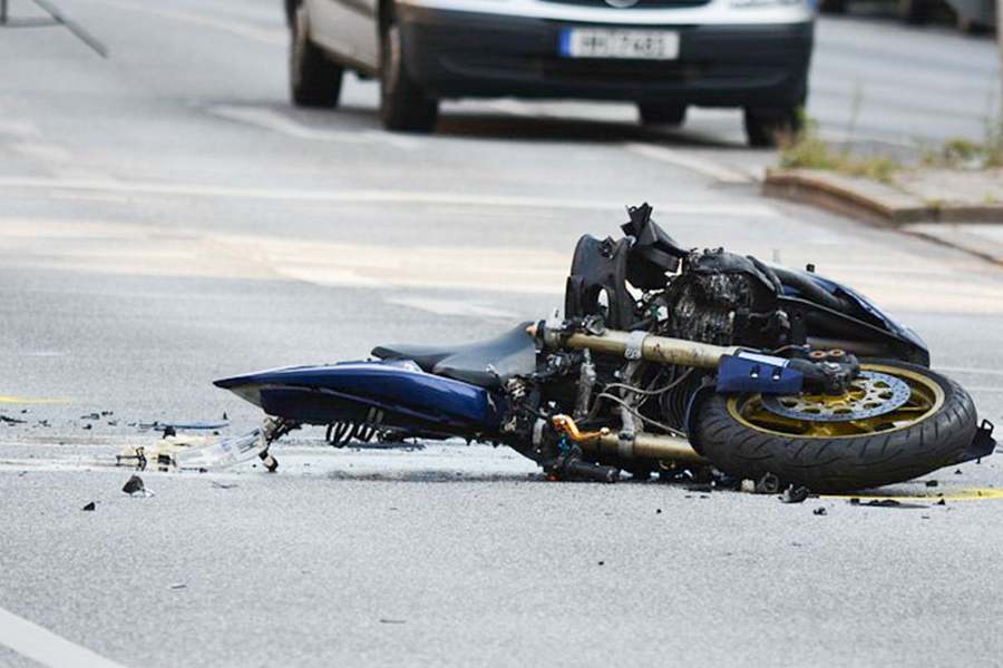 Pai de motociclista morto será indenizado em R$ 100 mil