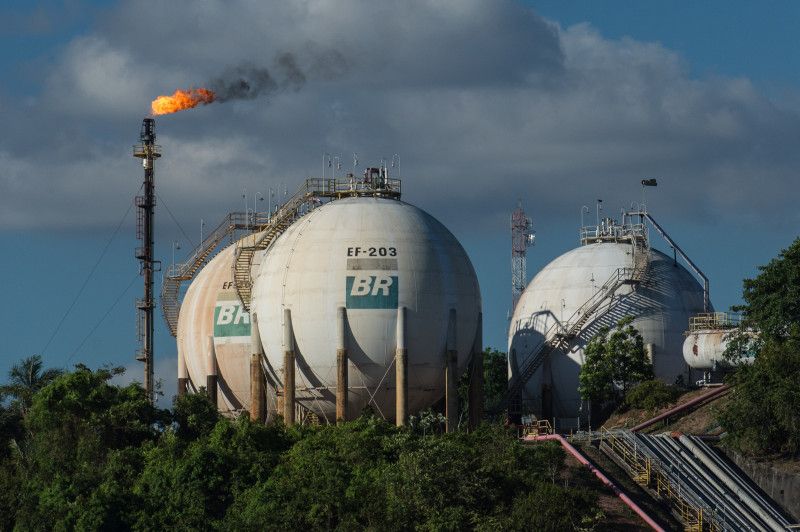 Petrobras assina parceria para projetos de geração de gás natural