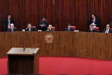 Seis moradores de Piumhi são multados por outdoor de apoio a Bolsonaro